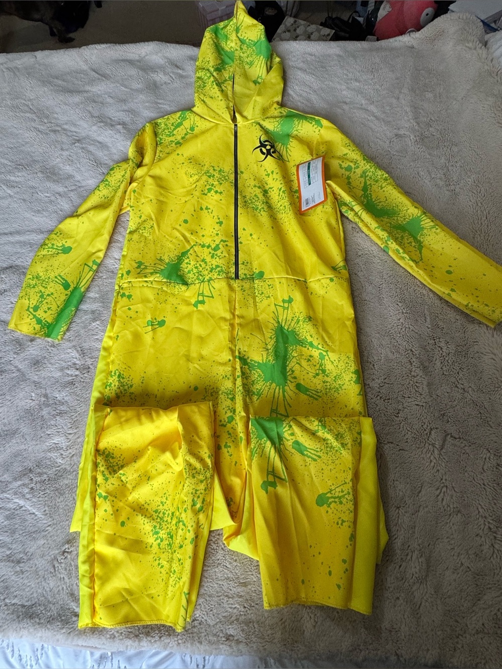 NWT adult hazmat suit Halloween costume. Size M - Picture 2 of 5